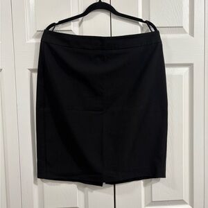 Jones New York Classic Black Pencil Skirt